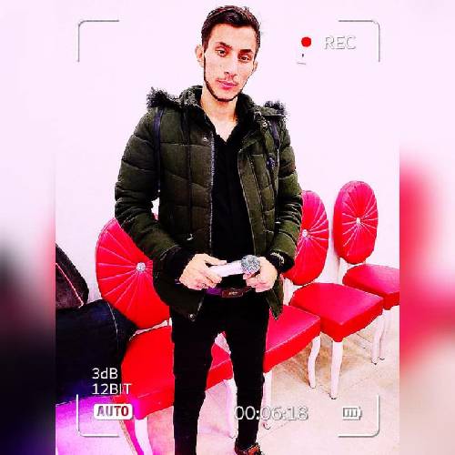 پوریا متقی تیغ